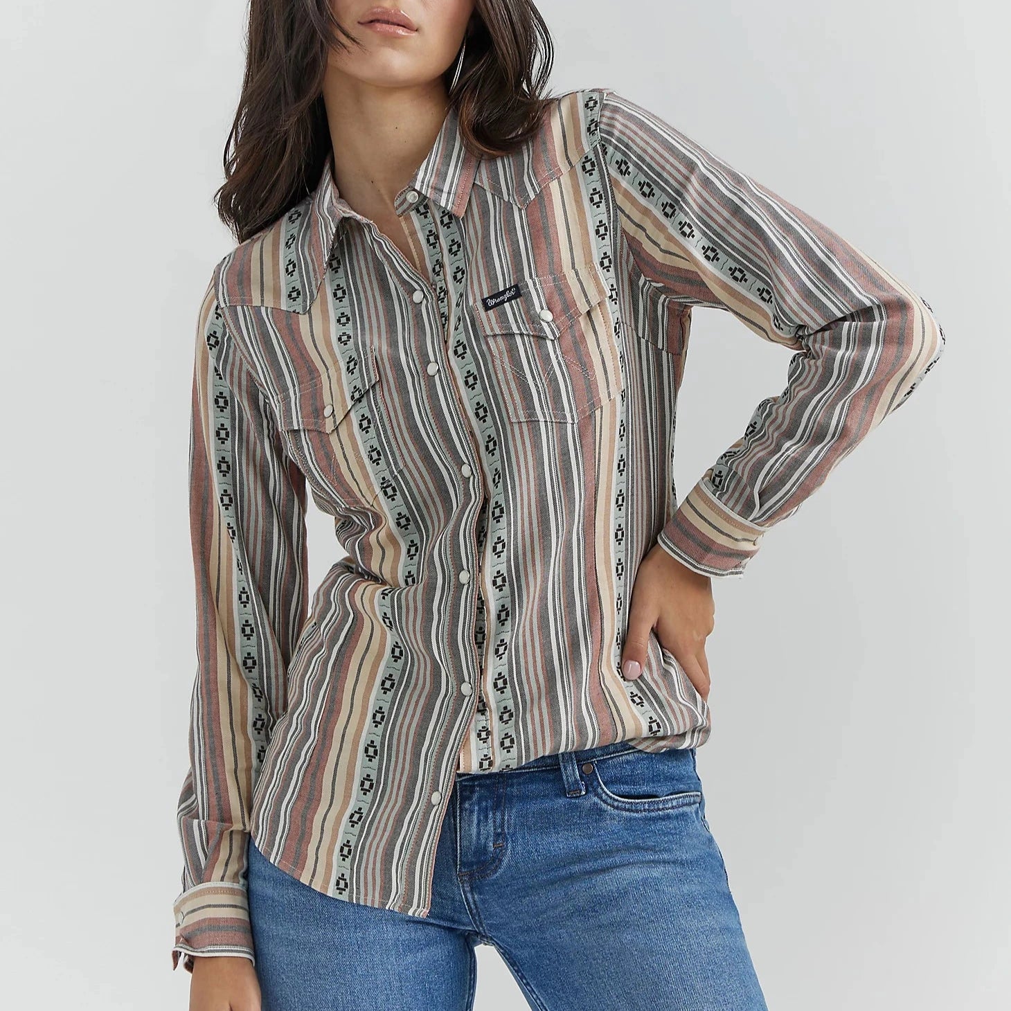 Elastic Shirts for Flex -Wrangler Retro Women's L/S Southwestern Stripe Western Snap Shirt in Pink & Blue