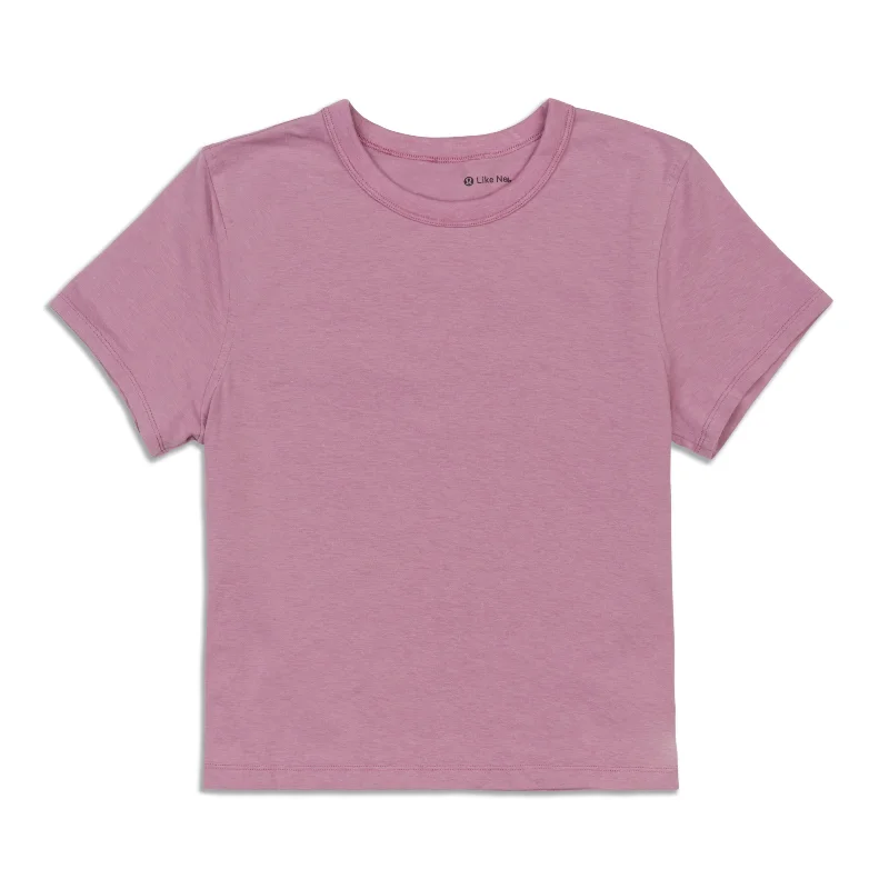 Pink Blouses for Feminine -Classic-Fit -Blend T-Shirt - Resale