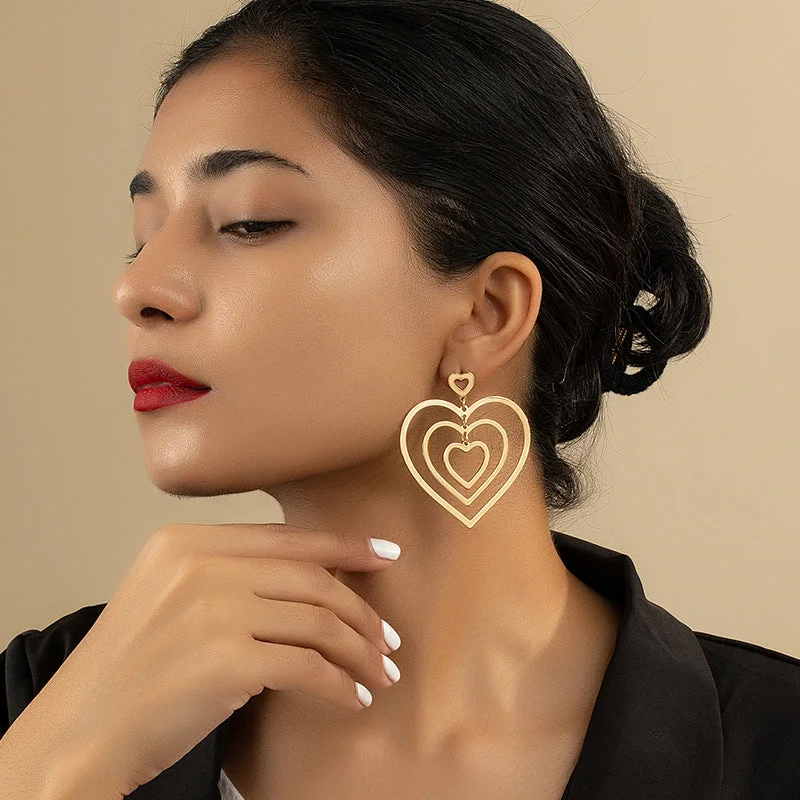 Ethnic Drop Earrings with Tribal Design -Wholesale New Love Temperament Heart-to-heart Earrings