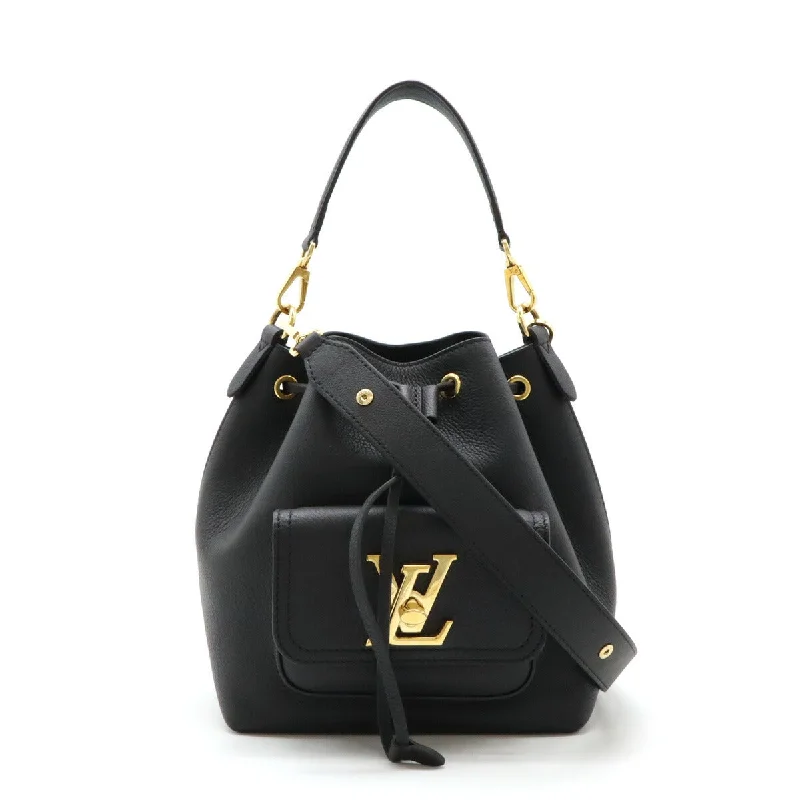 Handle bags with expandable sides for flexibility -Louis Vuitton Lockme Bucket Leather Shoulder Bag