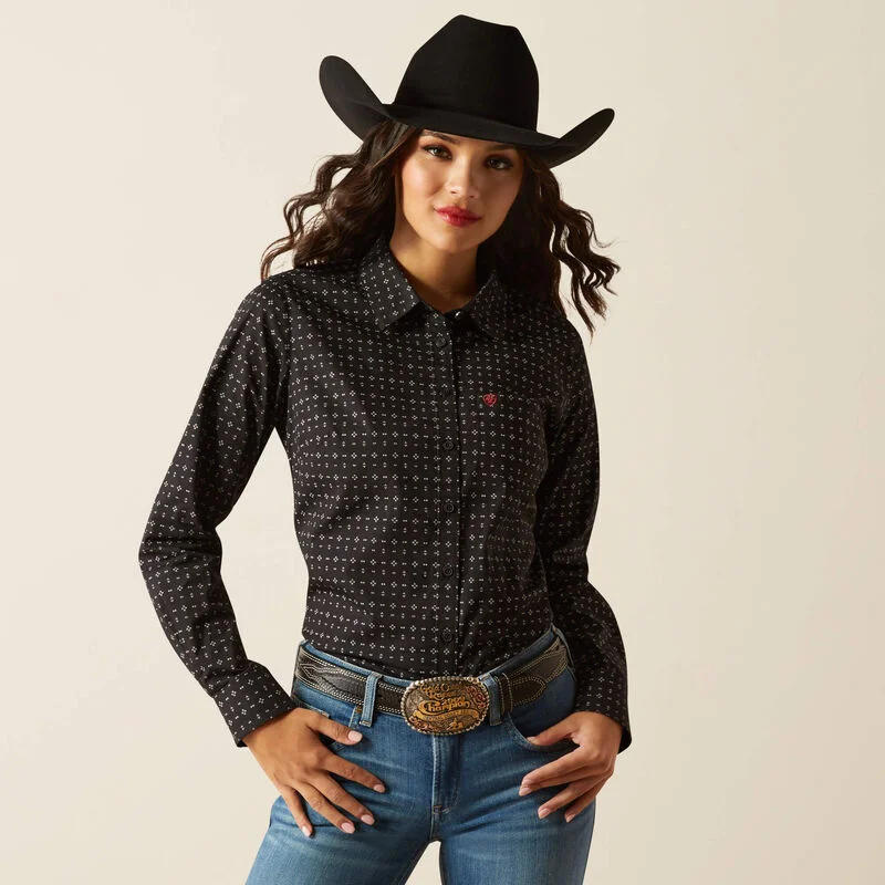 Striped Blouses for Fashionable -Ariat Women's Kirby Stretch L/S Western Button Down Shirt in Black Gia Geo (Available in Plus Sizes)